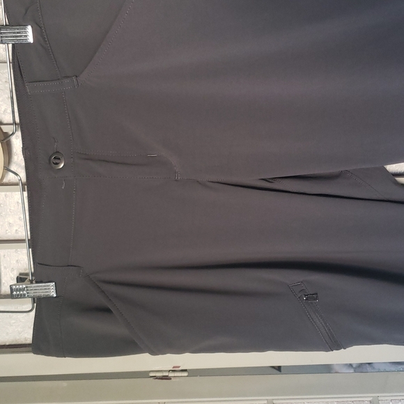 Patagonia dark gray roll up women's outdoors pants size 10 - Picture 2 of 6